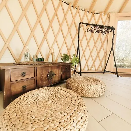 Hoya Glamping Luxe tent *