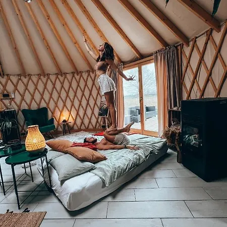 Hoya Glamping